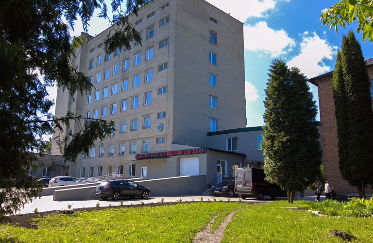 Нововолинська центральна міська лікарня