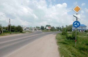 Для того, щоб замінити дорожні знаки влада чекає ДТП? Для того