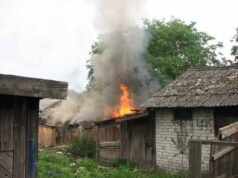 У Нововолинську знову горять старі сараї. У Нововолинську знову горять старі сараї.