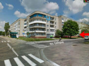 Продаж 4-кімнатної квартири під бізнес