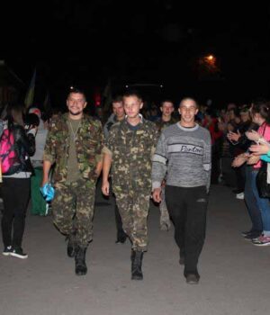 Визволених із полону бійців 51-ої зустріли у Володимирі (ВІДЕО)