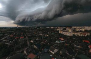 Нововолинськ перед грозою: вражаючі фото Нововолинськ перед грозою: вражаючі фото