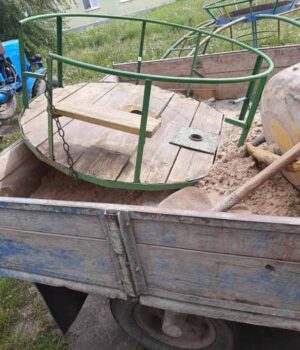 Аби не купувати нового дитмайданчика