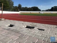 У всьому винна погода: пояснили, чому провалюється бруківка на оновленому стадіоні у Нововолинську У всьому винна погода: пояснили