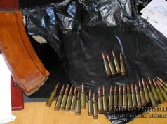 Хлопець гуляв містом із пакетом набоїв Хлопець гуляв містом із пакетом набоїв