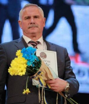 Сапожніков активізувався у Фейсбуці: поширює романтичні дописи