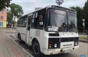 У Нововолинську водії маршруту №4 відмовляються возити дітей-пільговиків – влада вкотре «відмила руки» У Нововолинську водії маршруту №4 відмовляються возити дітей-пільговиків - влада вкотре «відмила руки»