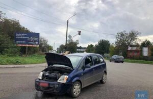 У Нововолинську на перехресті біля автостанції – аварія У Нововолинську на перехресті біля автостанції - аварія