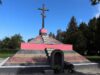 Сапожніков намостив на могилі УПА у Нововолинську кривої бруківки на 100 000 грн Сапожніков намостив на могилі УПА у Нововолинську кривої бруківки на 100 000 грн