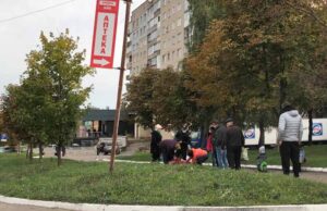 У Нововолинську посеред вулиці померла жінка У Нововолинську посеред вулиці померла жінка