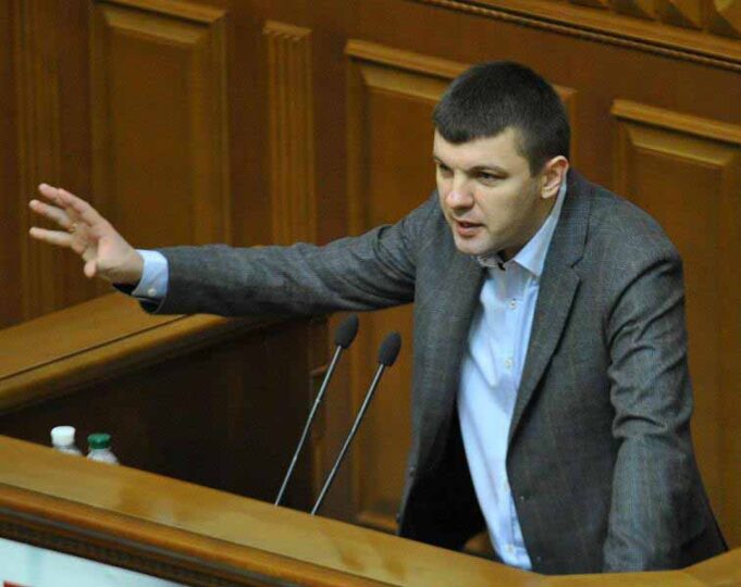 Народний депутат Ігор Гузь зареєстрував законопроект щодо фінансування добудови шахти №10 та забезпечення шахтарям виплати... Народний депутат Ігор Гузь зареєстрував законопроект щодо фінансування добудови шахти №10 та забезпечення шахтарям виплати заборгованості по зарплатні
