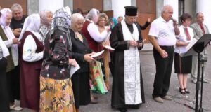 У Жовтневому на День селища молилися за мир У Жовтневому на День селища молилися за мир