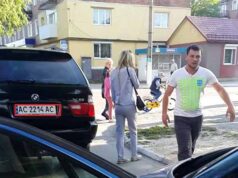 Герой інциденту з побиттям колишньої їздить на авто з підробним держномером Герой інциденту з побиттям колишньої їздить на авто з підробним держномером