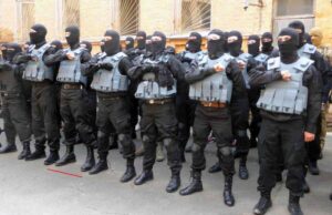 Вже рік як бійці НМГО “Патріот України” стали бійцями полку “Азов”. Вже рік як бійці НМГО "Патріот України" стали бійцями полку "Азов".