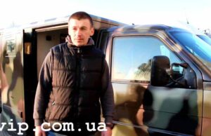 Волинські волонтери відправили дві автівки на фронт Волинські волонтери відправили дві автівки на фронт