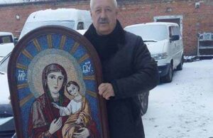 Ікону, яка дивом вціліла на сході, передали до храму Ікону
