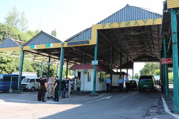 Представники ЗМІ Волинської області відвідали митний пропускний пункт «Устилуг-Зосін» Представники ЗМІ Волинської області відвідали митний пропускний пункт «Устилуг-Зосін»
