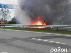 Біля «Ягодина» згоріла вантажівка (Фото, Відео) Біля «Ягодина» згоріла вантажівка (Фото