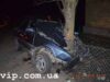 ДТП на Соборній: авто з неповнолітніми врізалось у дерево ДТП на Соборній: авто з неповнолітніми врізалось у дерево