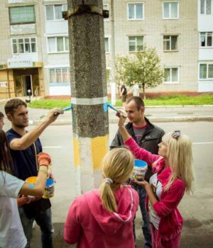 На вулицях Нововолинська з'явилися "патріотичні" стовпи