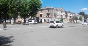 “Мажорний” водій у центрі міста тричі порушив ПДР (ФОТО) "Мажорний" водій у центрі міста тричі порушив ПДР (ФОТО)