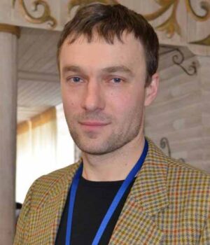 Нерозумно витрачати великі кошти на один стадіон