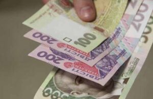 Неповнолітнього, який вимагав гроші у школярів у Нововолинську, взяли під домашній арешт Неповнолітнього