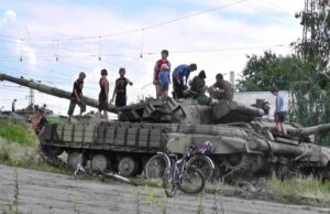 Волиняни на Сході: “погана армія” (репортаж очевидця) Волиняни на Сході: "погана армія" (репортаж очевидця)