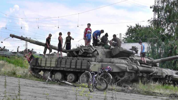 Волиняни на Сході: “погана армія” (репортаж очевидця) Волиняни на Сході: "погана армія" (репортаж очевидця)