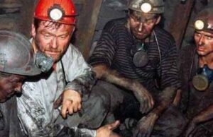 ТЕРМІНОВО! У Нововолинську – шахтарський бунт (ОНОВЛЕНО – ситуація стабілізувалась) ТЕРМІНОВО! У Нововолинську - шахтарський бунт (ОНОВЛЕНО - ситуація стабілізувалась)