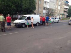 ДТП на проспекті Перемоги: водій утік з місця пригоди (оновлено) ДТП на проспекті Перемоги: водій утік з місця пригоди (оновлено)