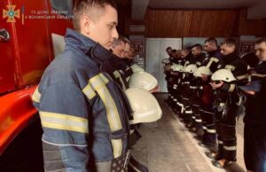 Щоранку о 9:00 хвилиною мовчання вшановуємо пам’ять загиблих! Слава Героям України! Щоранку о 9:00 хвилиною мовчання вшановуємо пам'ять загиблих! Слава Героям України!