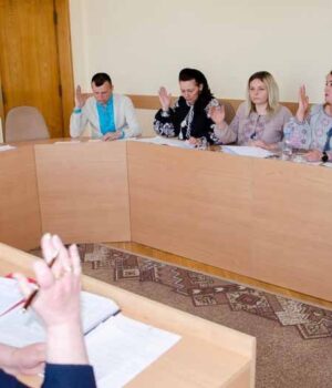 Члени виконкому спрямували мільйон гривень на матеріально-технічне забезпечення військовим та теробороні