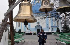 У волинського монастиря – новий 500-кілограмовий дзвін У волинського монастиря – новий 500-кілограмовий дзвін