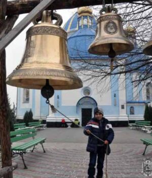У волинського монастиря – новий 500-кілограмовий дзвін