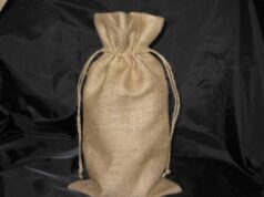 Нововолинським волонтерам потрібна мішковина Нововолинським волонтерам потрібна мішковина