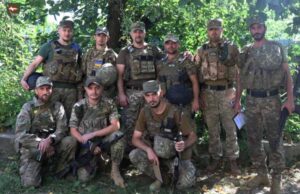 Воїнам 14 бригади вручили відзнаки на передовій Воїнам 14 бригади вручили відзнаки на передовій