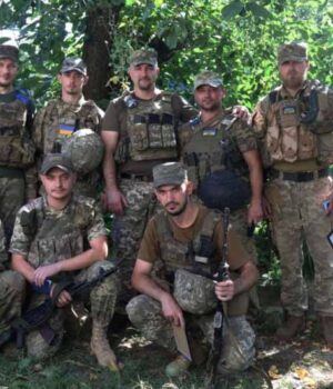 Воїнам 14 бригади вручили відзнаки на передовій