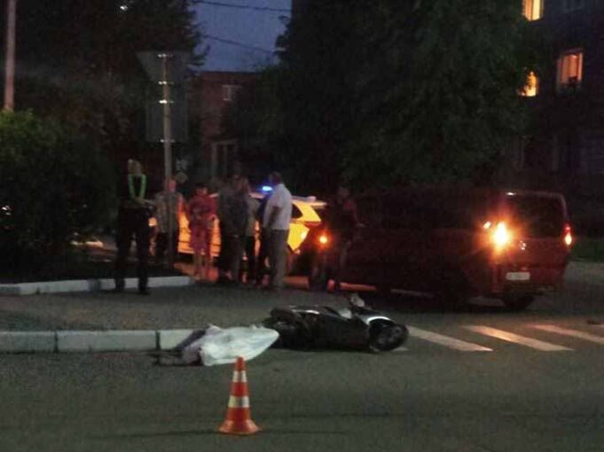 Смертельна ДТП: 24-річний юнак не впорався з керуванням Смертельна ДТП: 24-річний юнак не впорався з керуванням