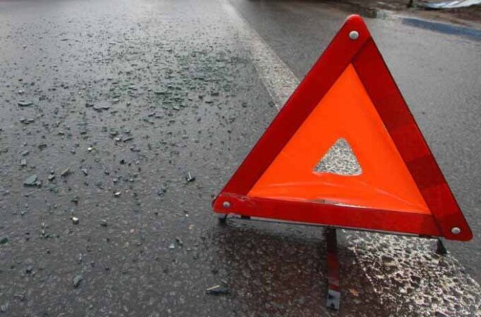 ДТП: автомобіль збив мотоцикліста і втік ДТП: автомобіль збив мотоцикліста і втік