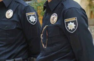 Водій “Спринтера” хотів переїхати поліцейських Водій "Спринтера" хотів переїхати поліцейських