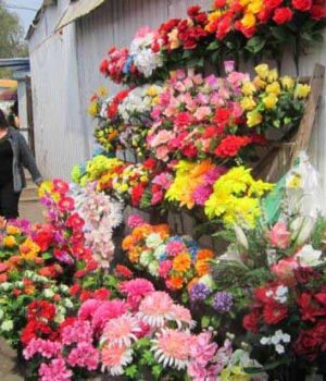 34_18 У Жовтневому відмовилися від пластикових вінків і організовують толоку на кладовищі