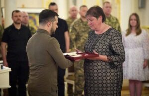 Наш Герой Роман Марценюк удостоєний звання Герой України та ордену «Золота Зірка» (посмертно) Наш Герой Роман Марценюк удостоєний звання Герой України та ордену «Золота Зірка» (посмертно)