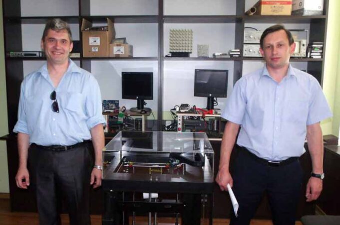 «Кроноспан» подарував електромеханічному коледжу 3D принтер «Кроноспан» подарував електромеханічному коледжу 3D принтер