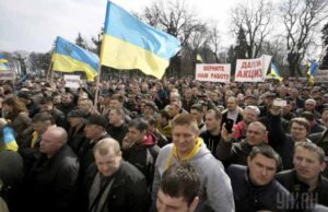 Нововолинці – на мітингу біля ВР за відміну утилізаційного збору Нововолинці - на мітингу біля ВР за відміну утилізаційного збору