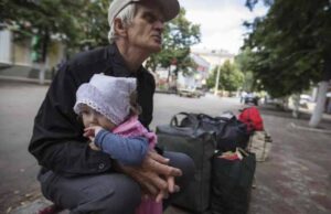 Чоловіки-біженці, які приїхали на Волинь із Сходу, – переважно пенсіонери Чоловіки-біженці