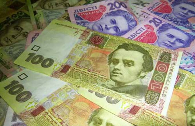 За хабар у 400 тис. гривень від нововолинського підприємства “погоріли” два податкові начальники За хабар у 400 тис. гривень від нововолинського підприємства "погоріли" два податкові начальники