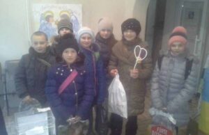 Нововолинський центр допомоги військовим: один день у фотографіях Нововолинський центр допомоги військовим: один день у фотографіях