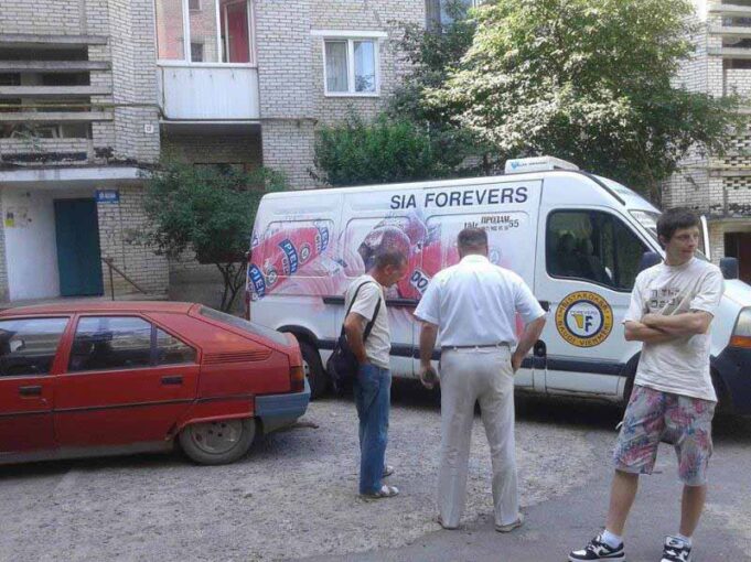Тіло “кіборга” Вадима Демчука ніхто не прийшов зустрічати Тіло “кіборга” Вадима Демчука ніхто не прийшов зустрічати