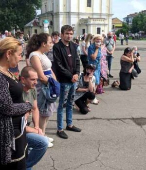 40ccda7f-6297-4919-ae8d-180d1f542c4a Волиняни прощалися з Героєм Іллею Струком. ФОТО